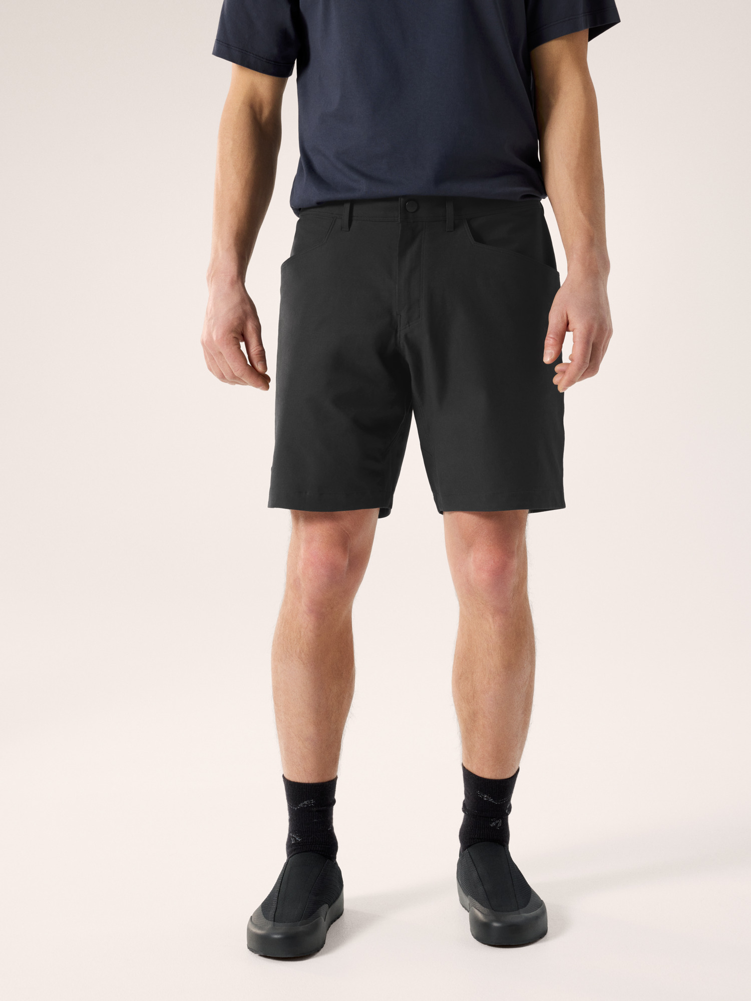 S26-X000010411-Kragg-Cotton-Short-9-Black-Front-View